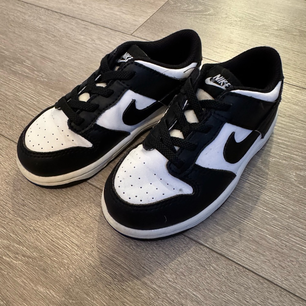 Nike Panda dunk low sneakers